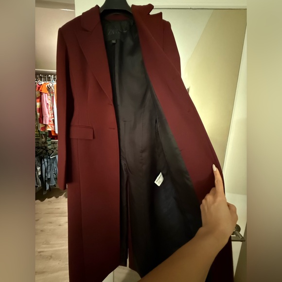 Zara Burgundy Hourglass coat - Picture 3 of 7